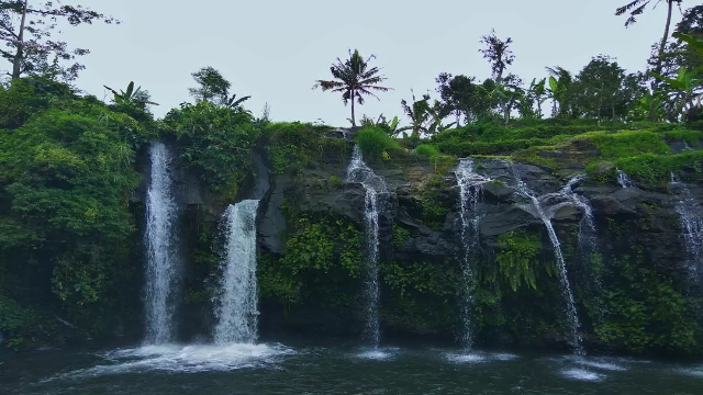 Air Terjun Kembar Arum: Pesona Alam Eksotis